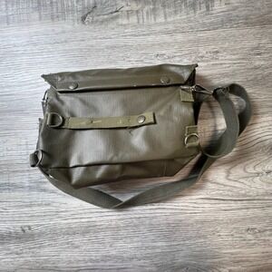 Military Surplus Swiss Army Messenger Bag Unisex OS Olive Green GR 76 Vintage